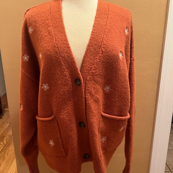 Floral Embroidered V-Neck Cropped Cardigan Rust Size XXL - Picture 5 of 11